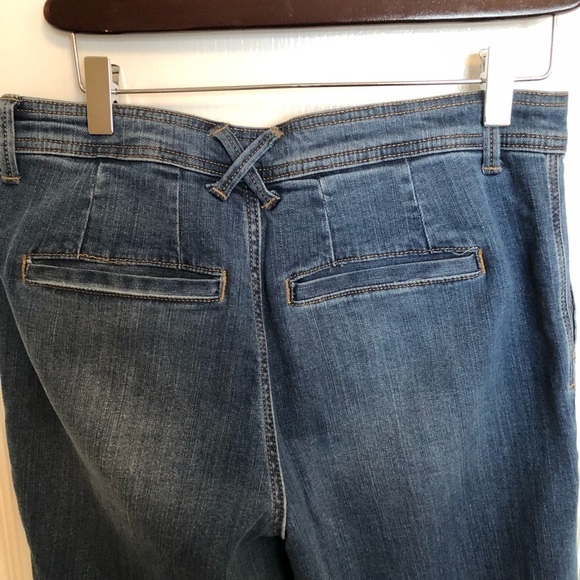 Reitmans High Rise Blue Jeans - Picture 5 of 8